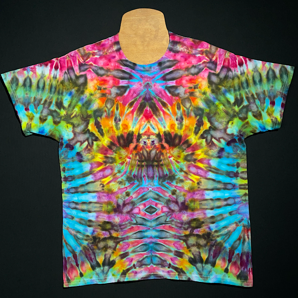 Size Large Psychedelic Mindscape T-Shirt