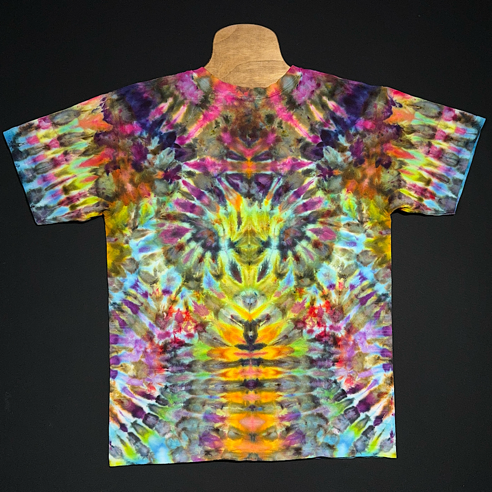 Size Large Psychedelic Mindscape T-Shirt