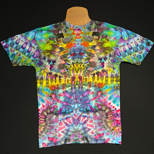 Size Medium Psychedelic Mindscape V-Neck Tee