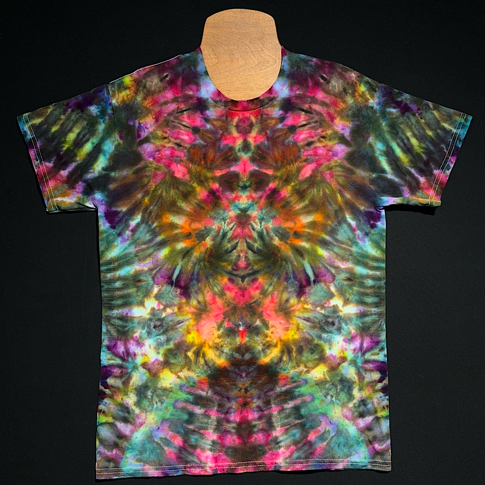 Size Medium Psychedelic Mindscape T-Shirt