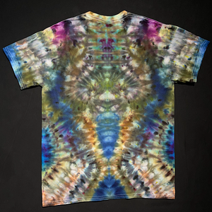 Size Medium Psychedelic Mindscape T-Shirt