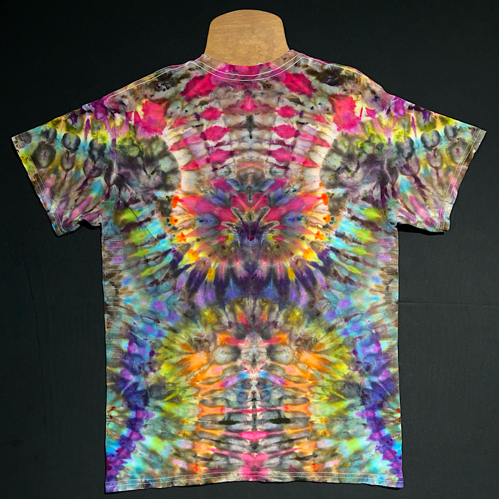 Size Medium Psychedelic Mindscape T-Shirt