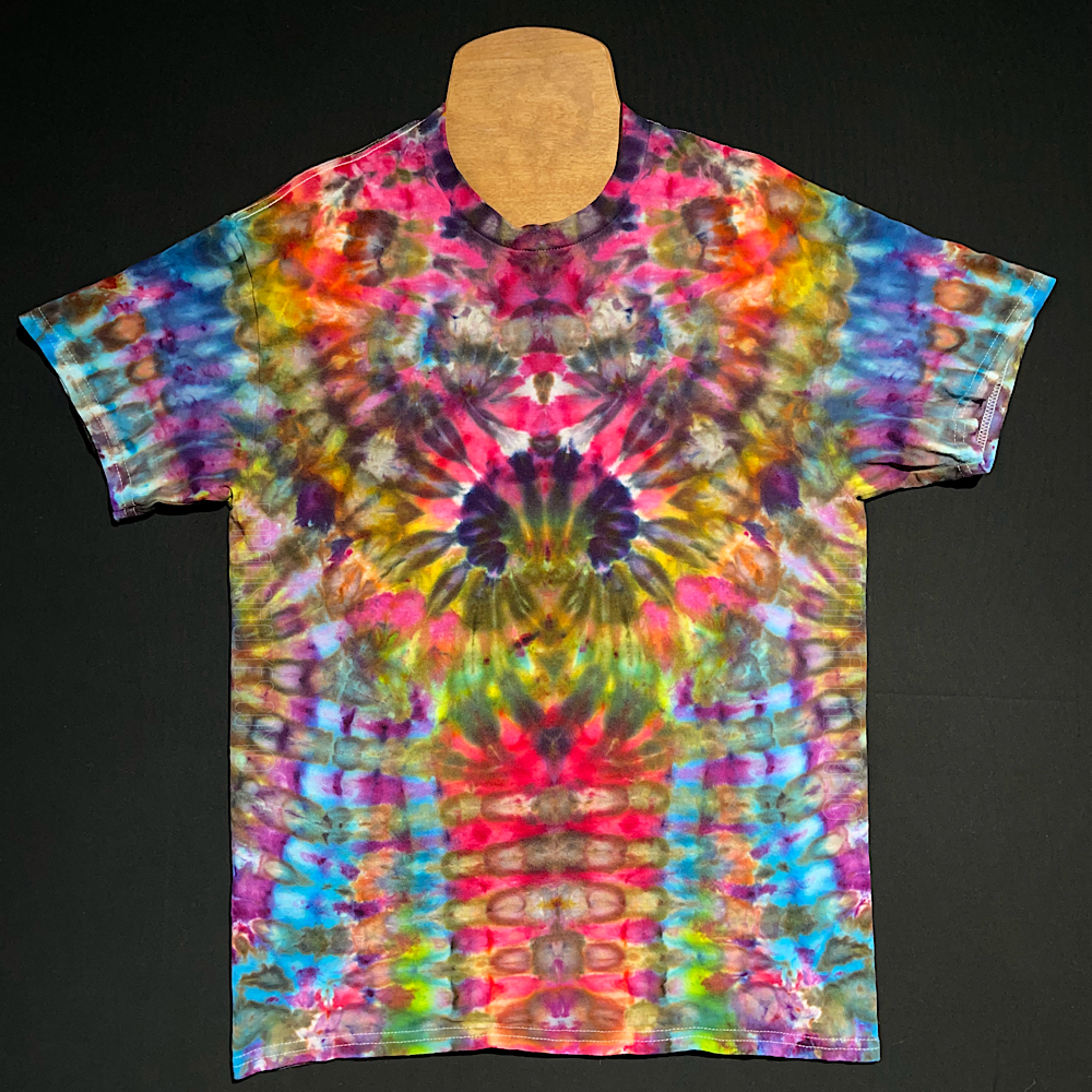 Size Medium Psychedelic Mindscape T-Shirt