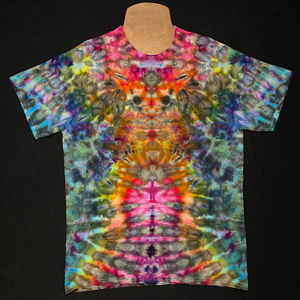 Size Medium Psychedelic Mindscape T-Shirt