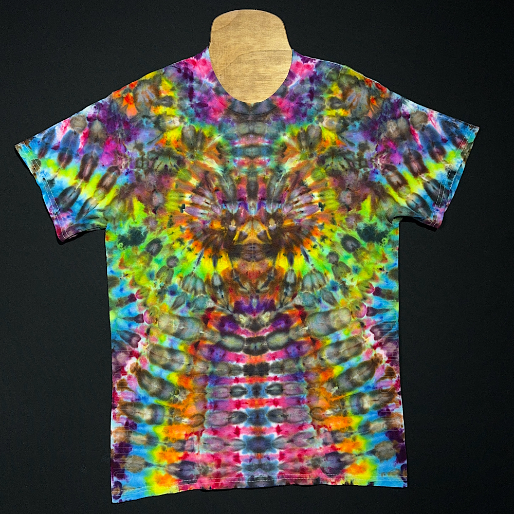 Size Medium Psychedelic Mindscape T-Shirt