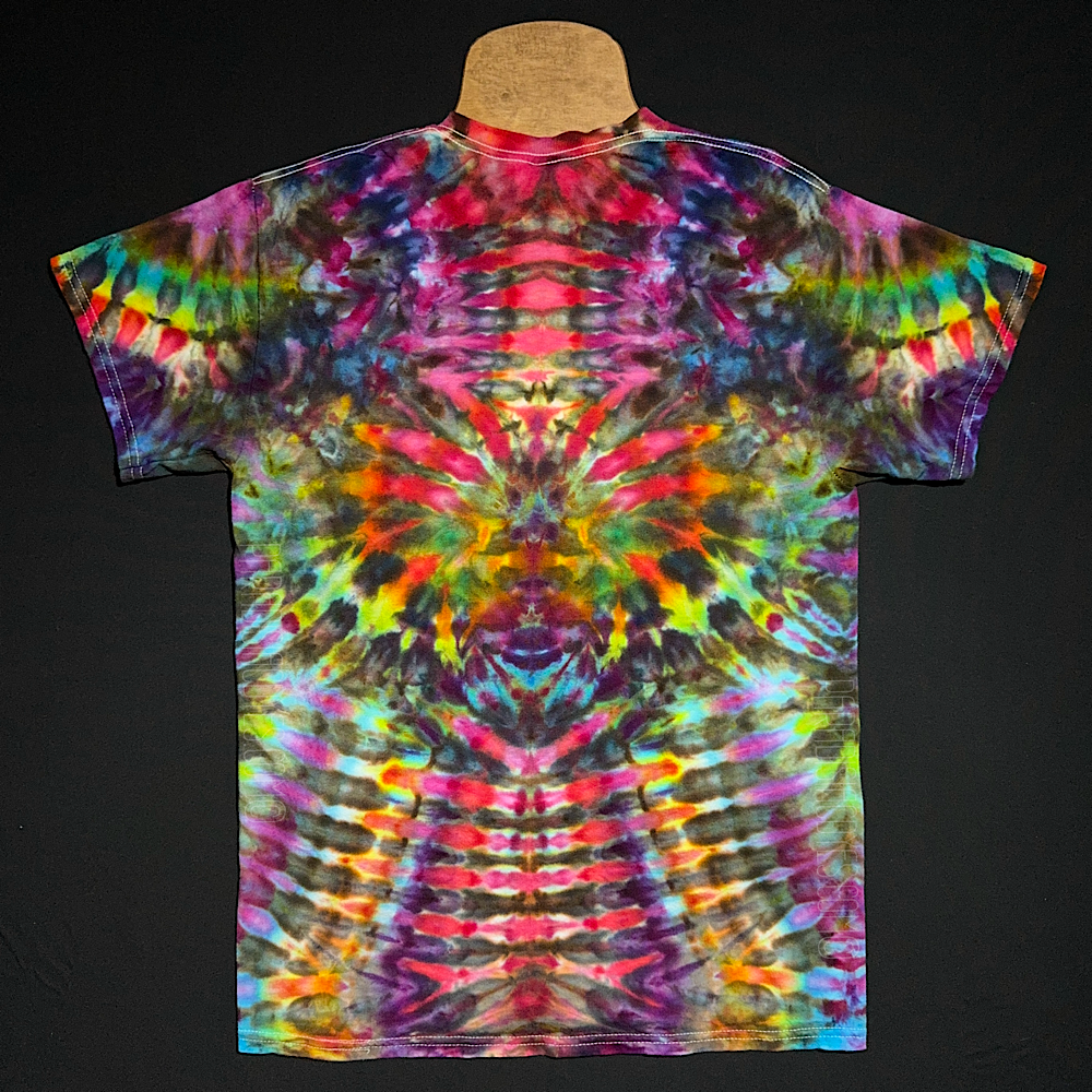 Size Medium Psychedelic Mindscape T-Shirt
