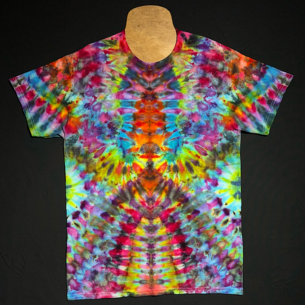 Size Medium Psychedelic Mindscape T-Shirt