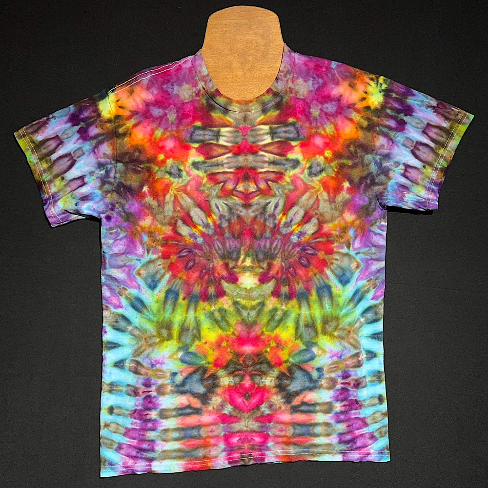 Size Medium Psychedelic Mindscape T-Shirt