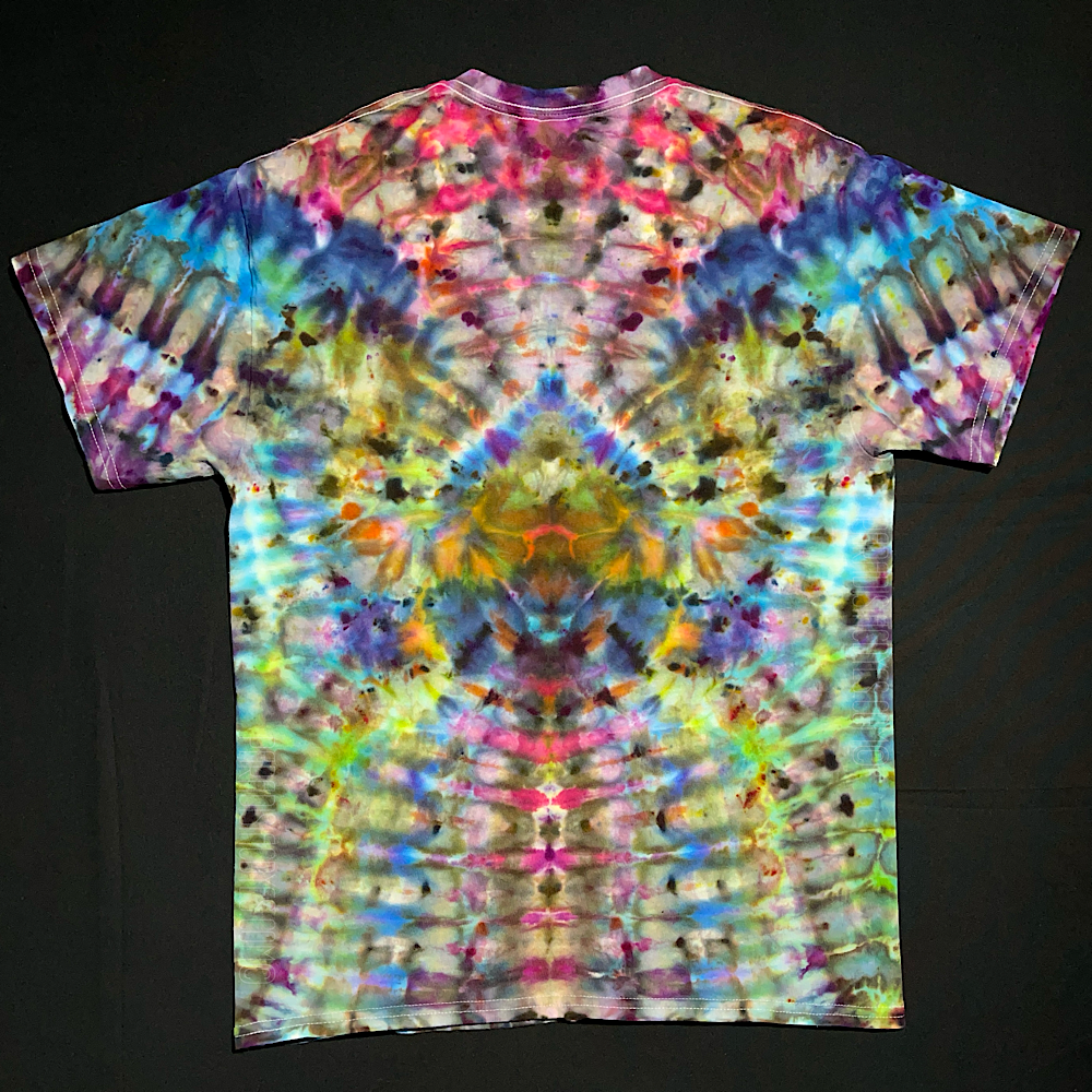 Size Medium Psychedelic Mindscape T-Shirt