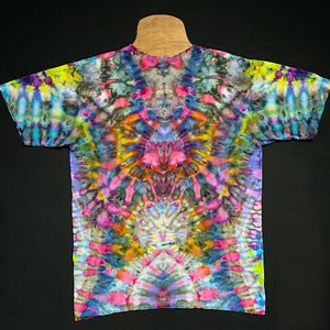 Size Medium Psychedelic Mindscape V-Neck Tee