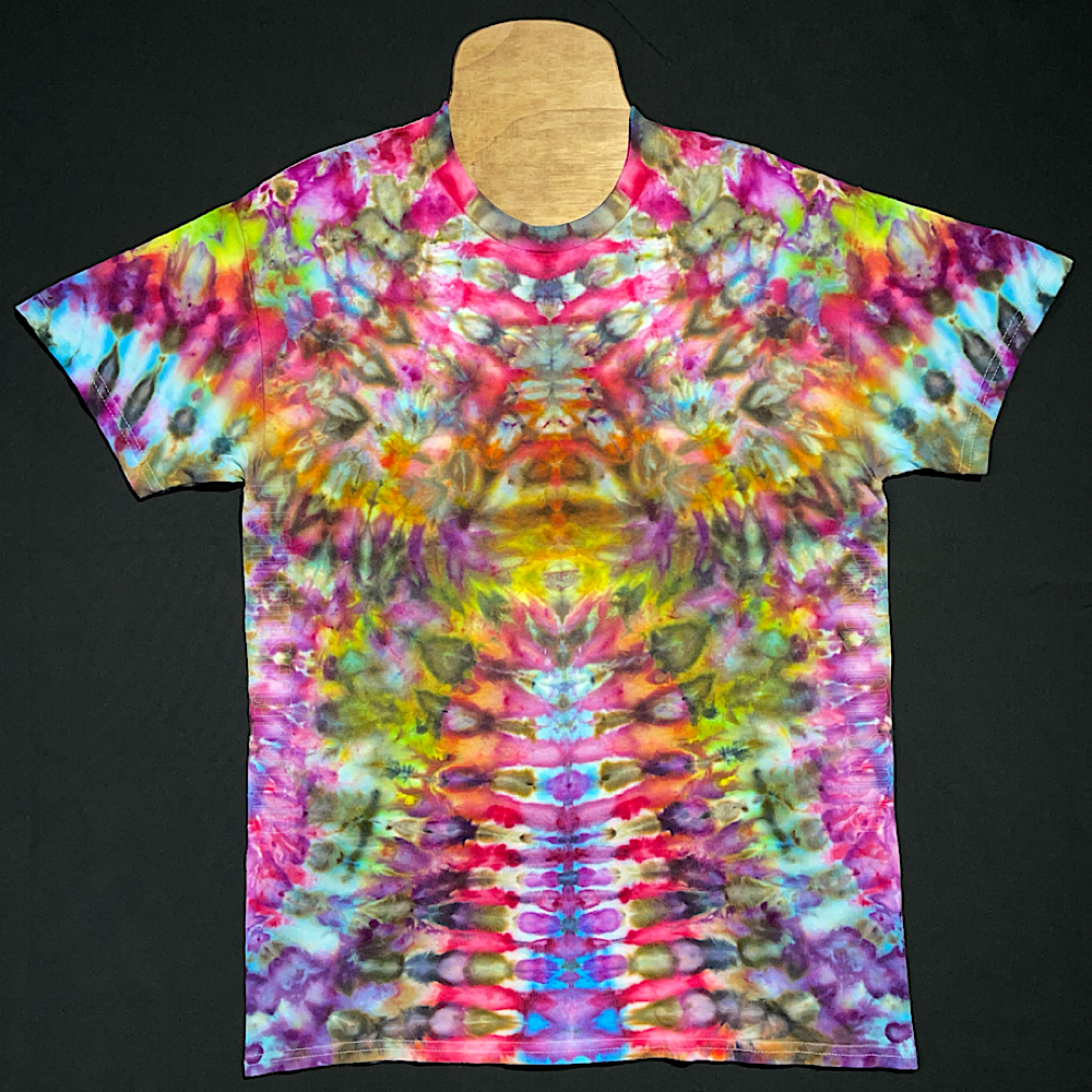 Size Medium Psychedelic Mindscape T-Shirt