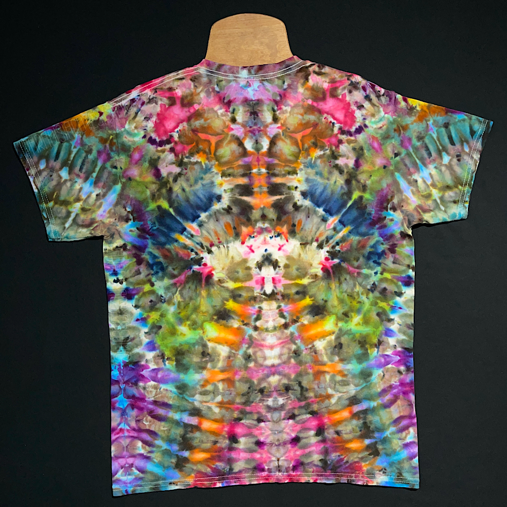 Size Medium Psychedelic Mindscape T-Shirt