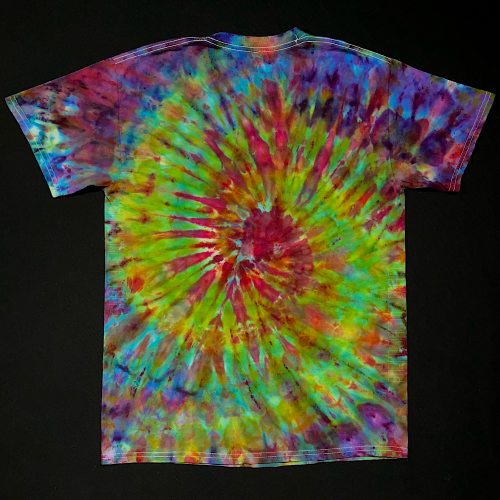 Size Medium Rainbow Ice Dye Spiral T-Shirt
