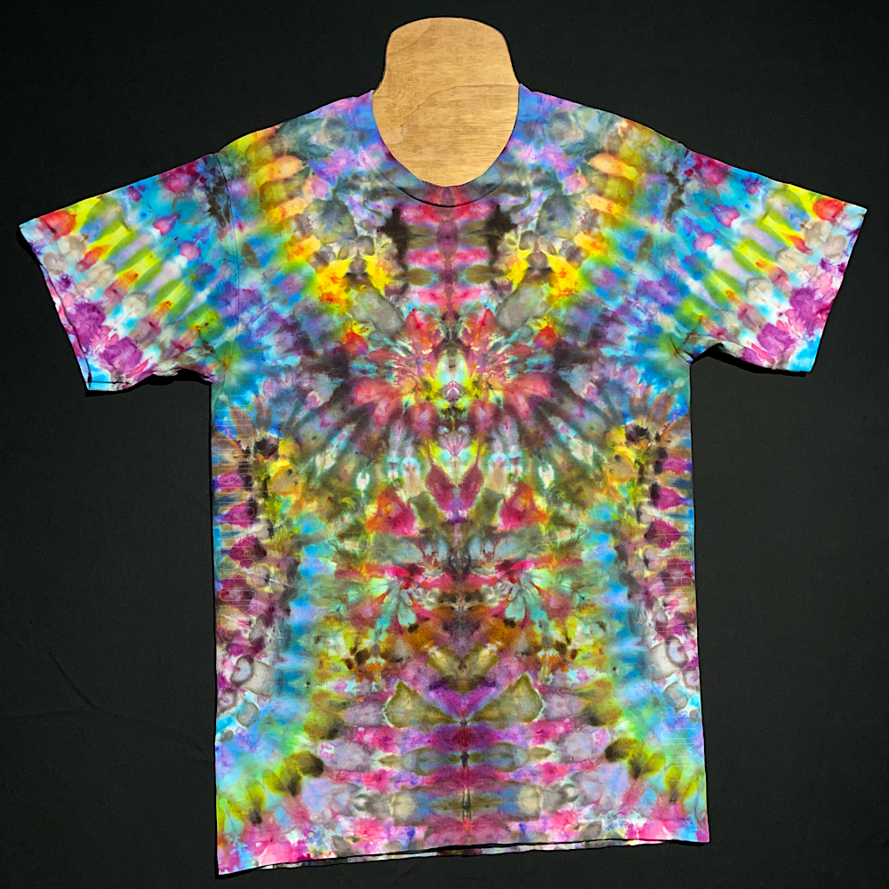 Size Medium Psychedelic Mindscape T-Shirt