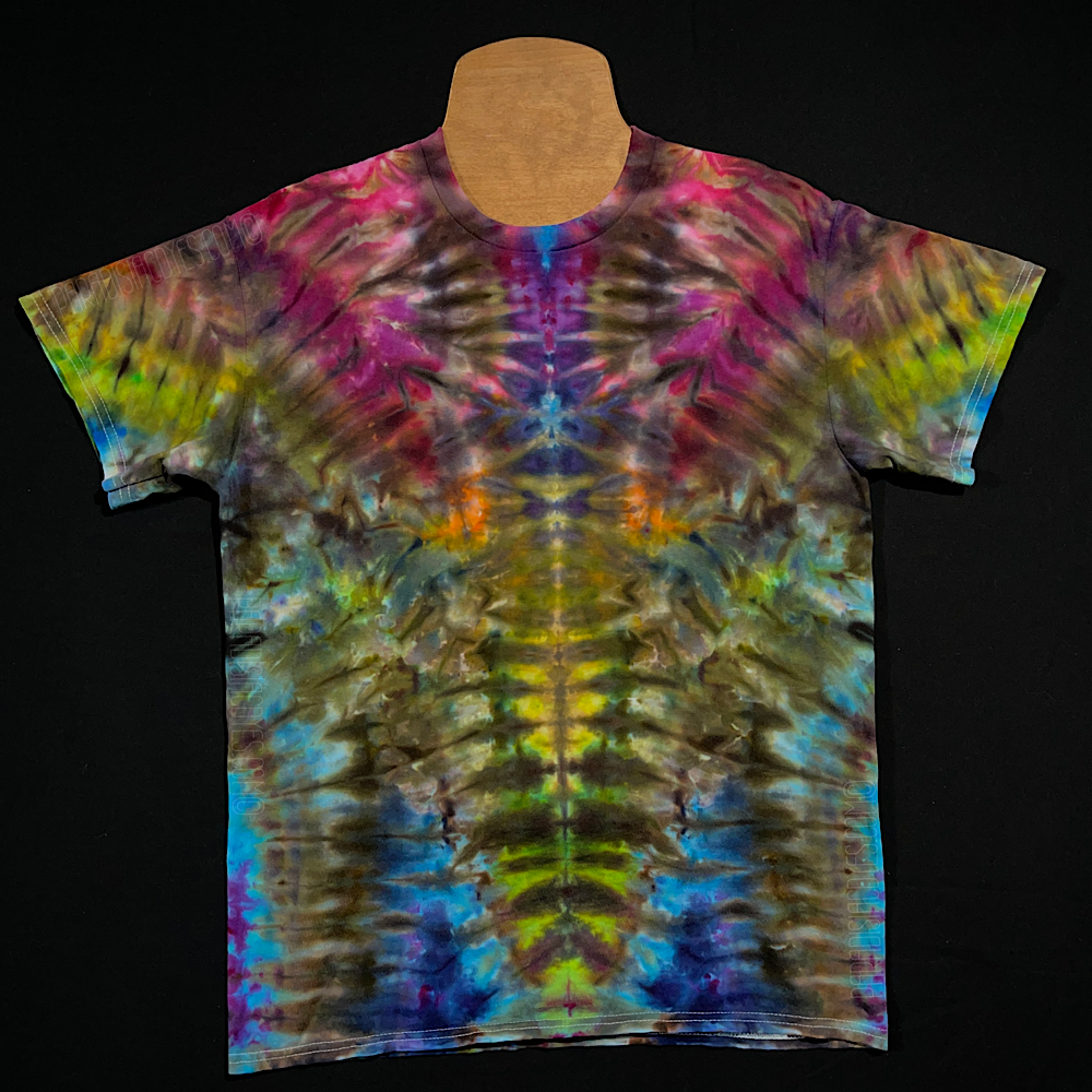 Size Medium Psychedelic Mindscape Ice Dye T-Shirt