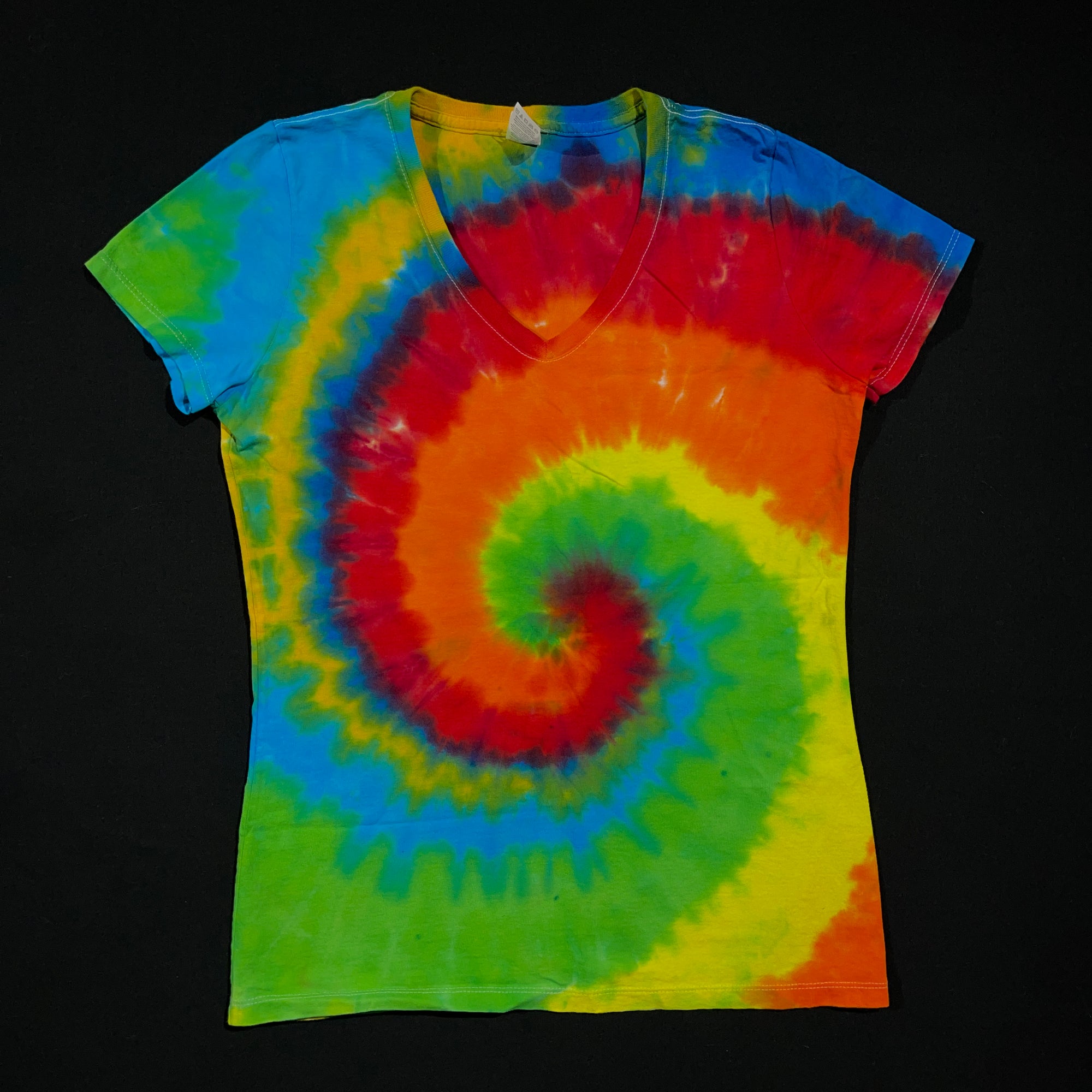 Women's Medium Carnival Rainbow Spiral V-Neck Tie Dye T-Shirt