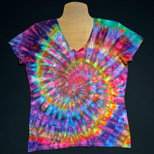 Women's XL Rainbow Confetti Spiral V-Neck