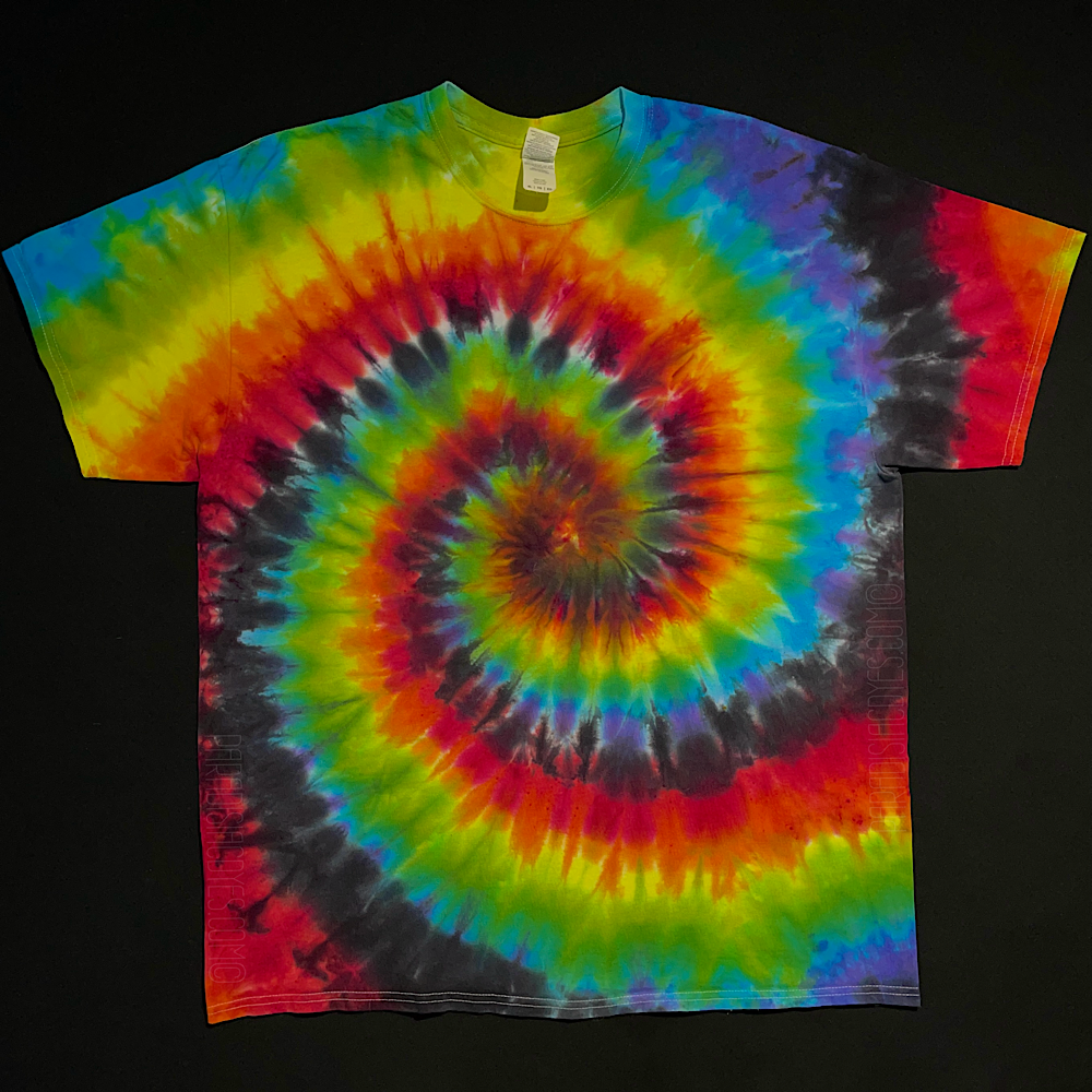 Size XL Black Rainbow Spiral T-Shirt