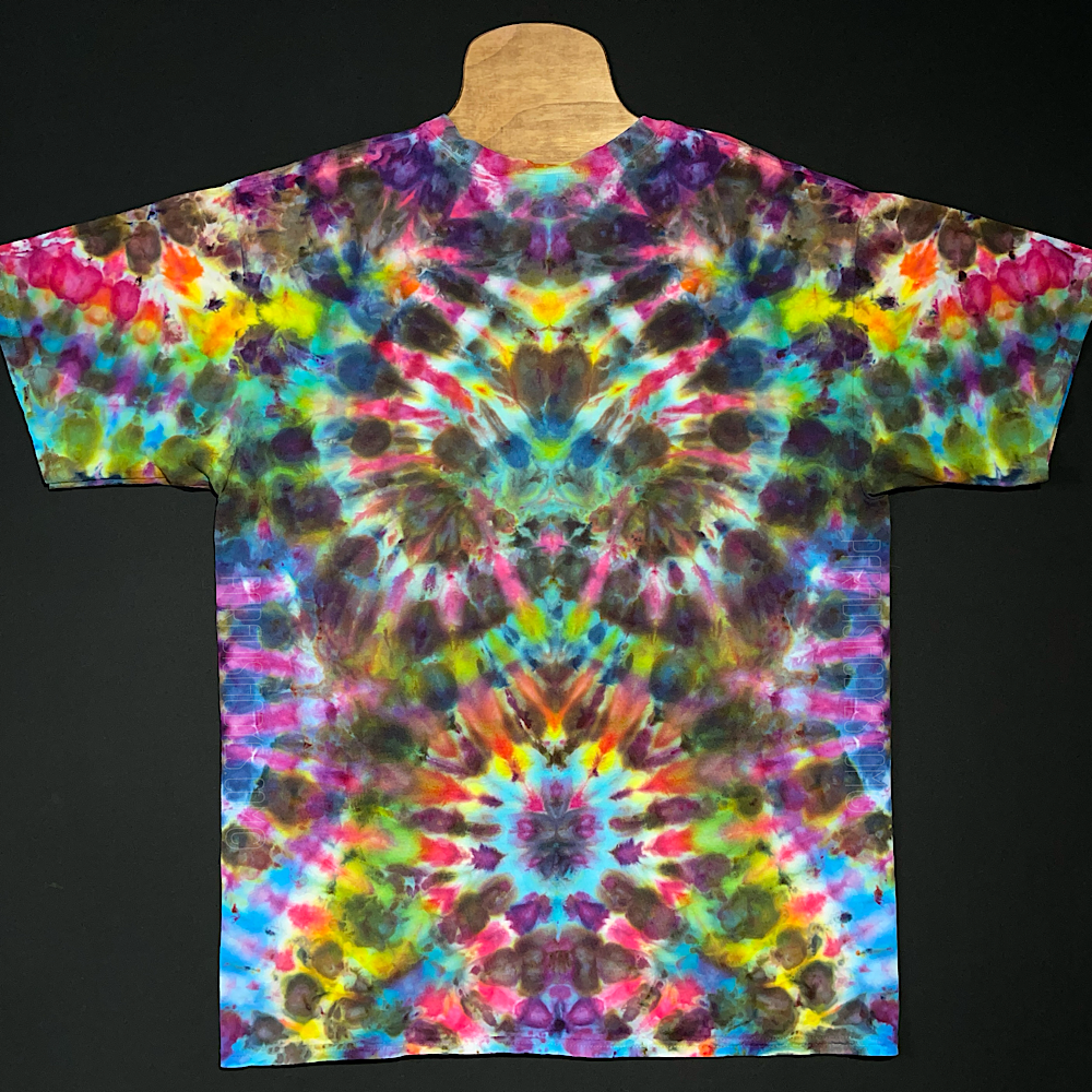 Size XL Rainbow Psychedelic Mindscape T-Shirt