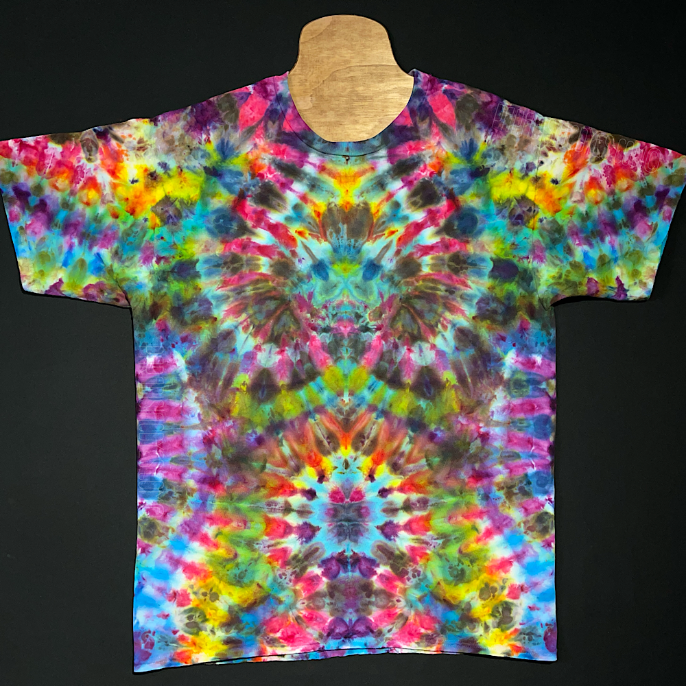 Size XL Rainbow Psychedelic Mindscape T-Shirt