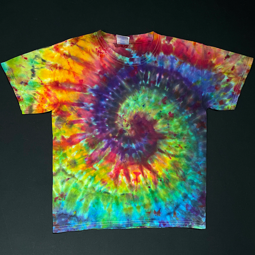 Youth Large ( 10 / 12 ) Ice Dyed Rainbow Rays / Tie Dye T-shirt