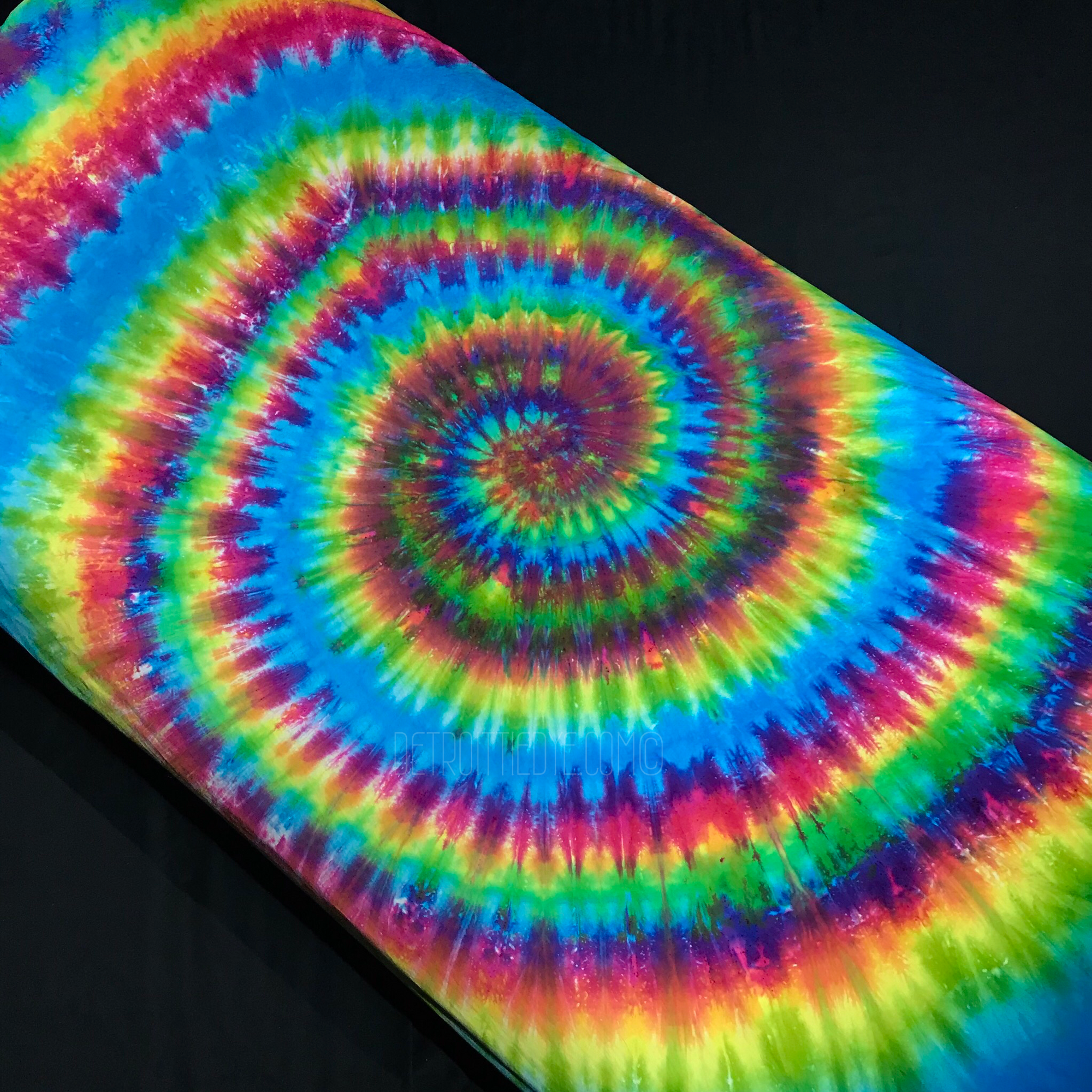 Custom Made Rainbow Spiral 4 Piece Sheet Set