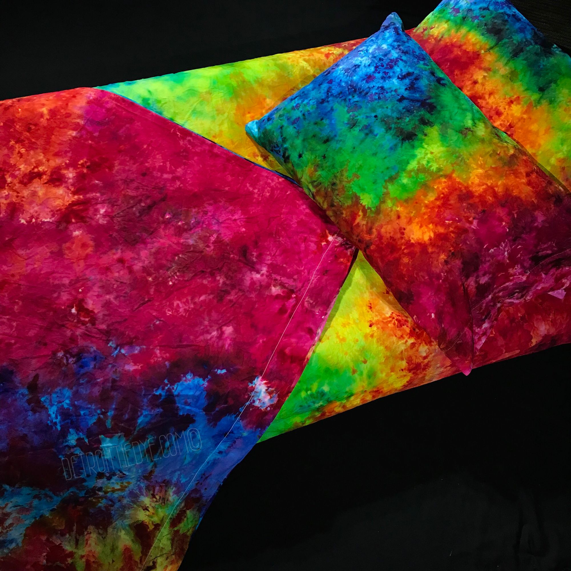Custom Made Rainbow Splatter Ice Dye 4 Piece Sheet Set