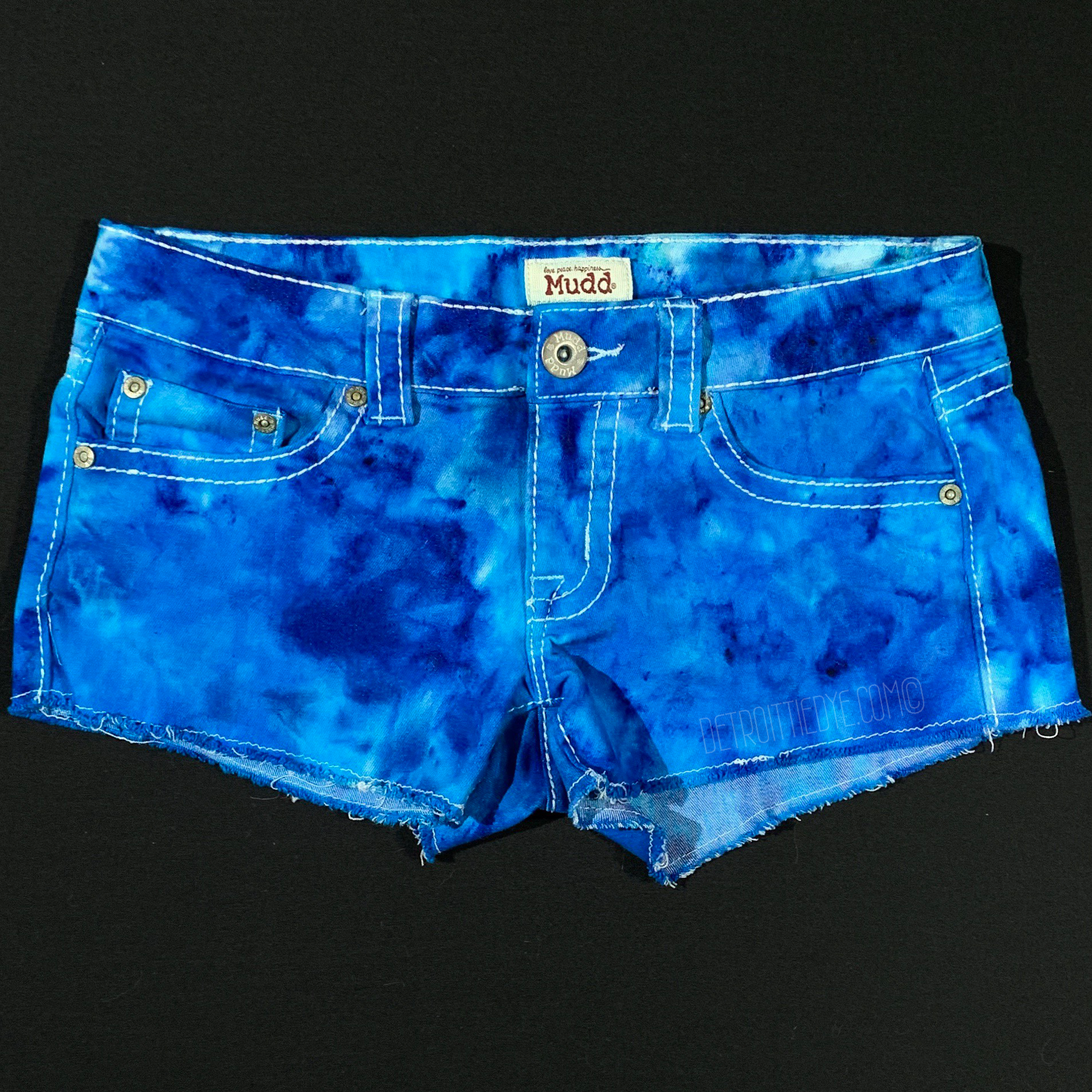 Women’s 7 Tie Dye Denim Shorts